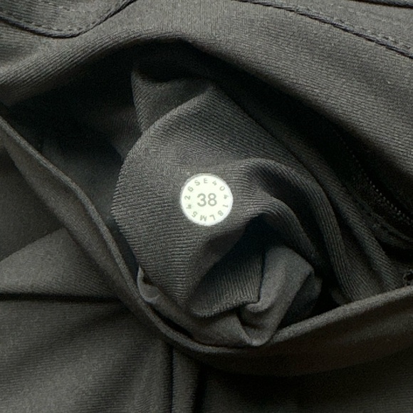 Lululemon Pants - Picture 9 of 10